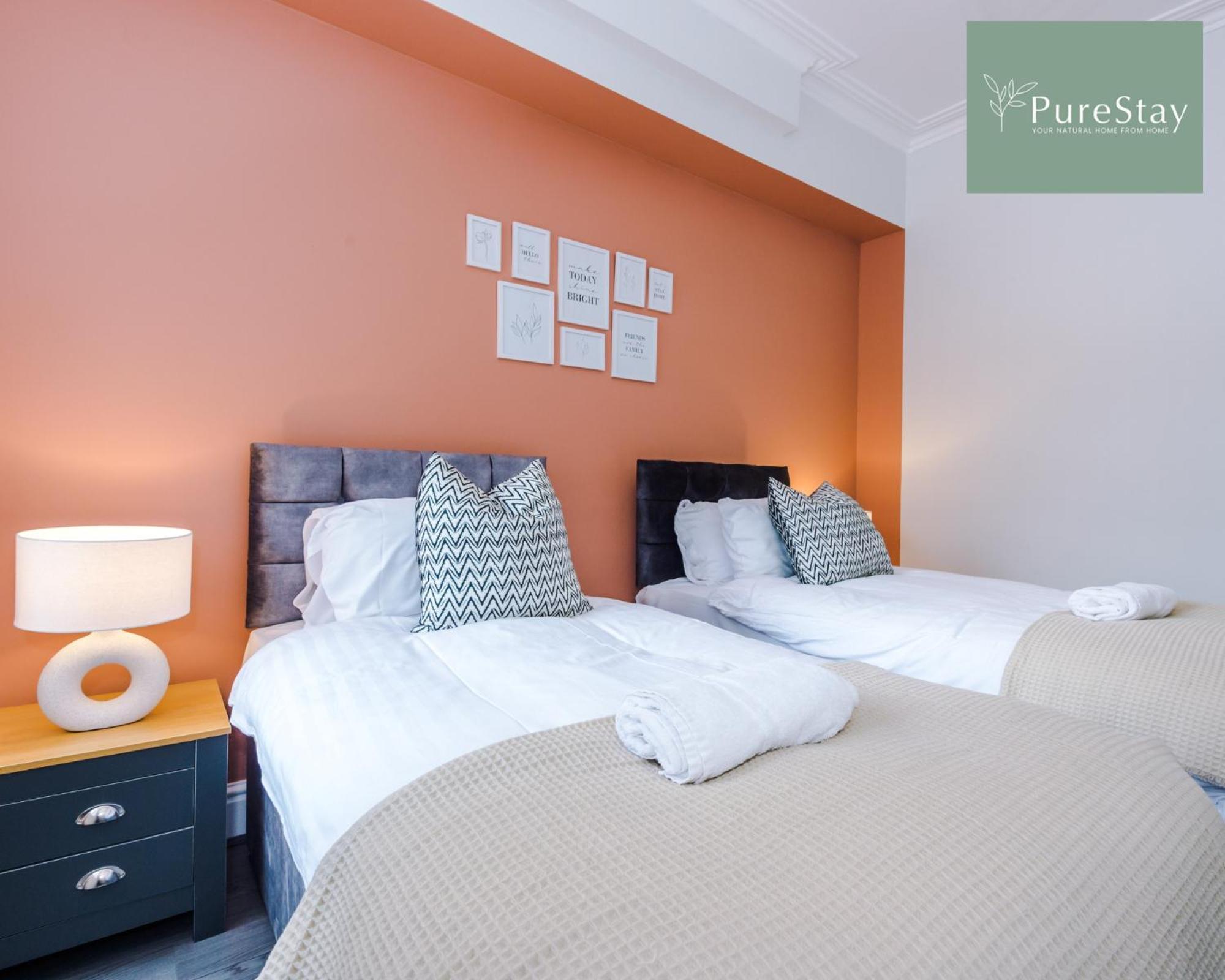 Perfect Contractor House In Liverpool With 7 Beds By Purestay - 7 Night Min Екстер'єр фото